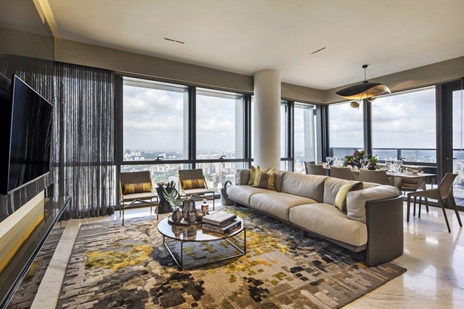 Cần bán căn hộ Penthouse cao tầng SKY 3, hướng Tây tứ trạch, view nhìn ra sông Hồng Noble Crystal Tây Hồ